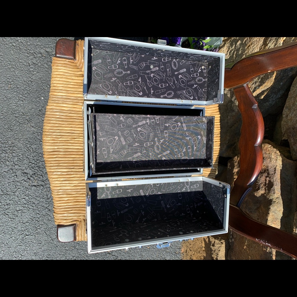 Modella Make-Up Box - Picture 6 of 6